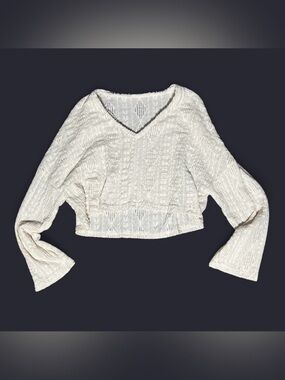 Cream Cropped V-Neck Top